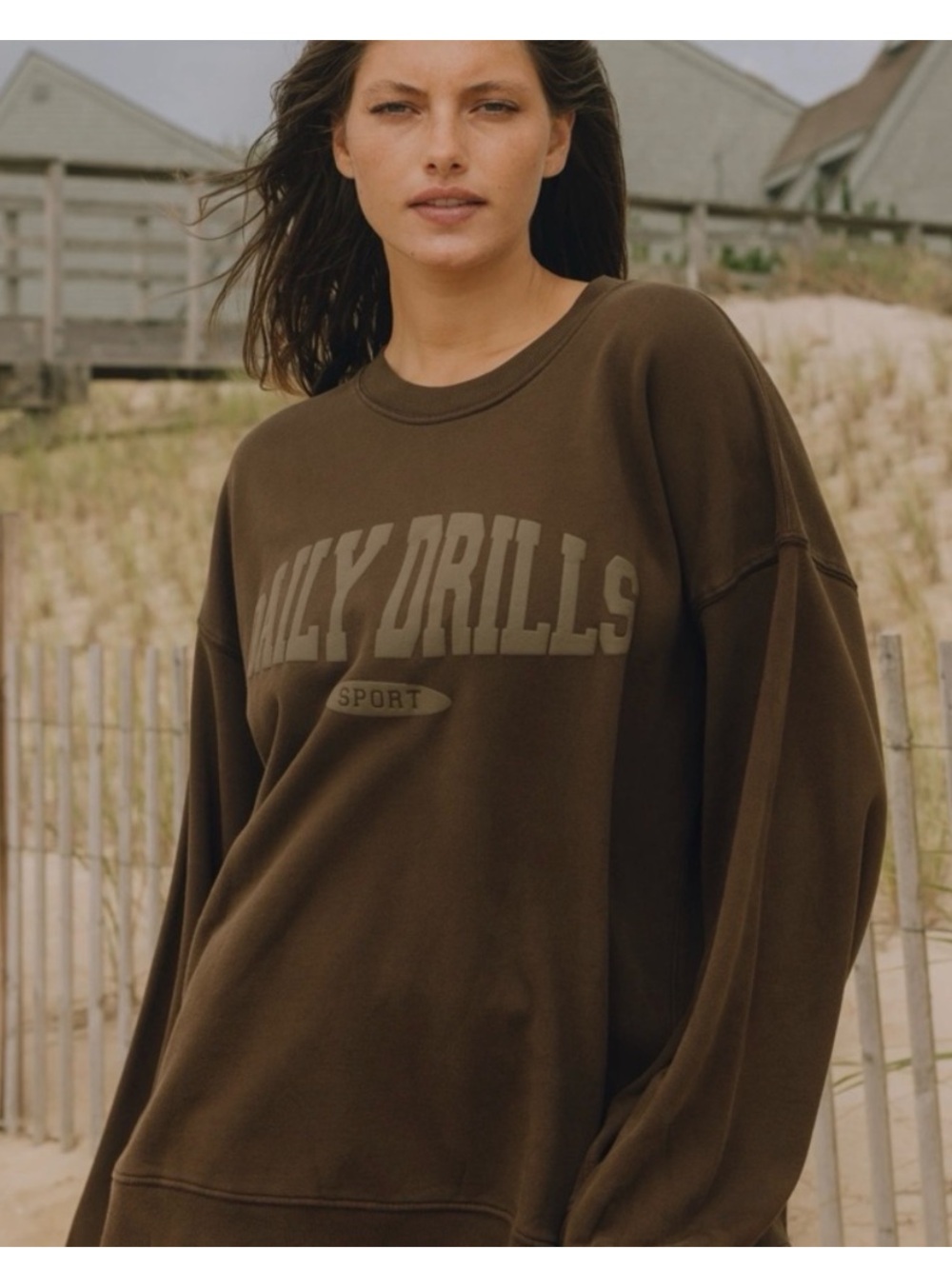 Daily Drills Sport Daily Crewneck in Coco